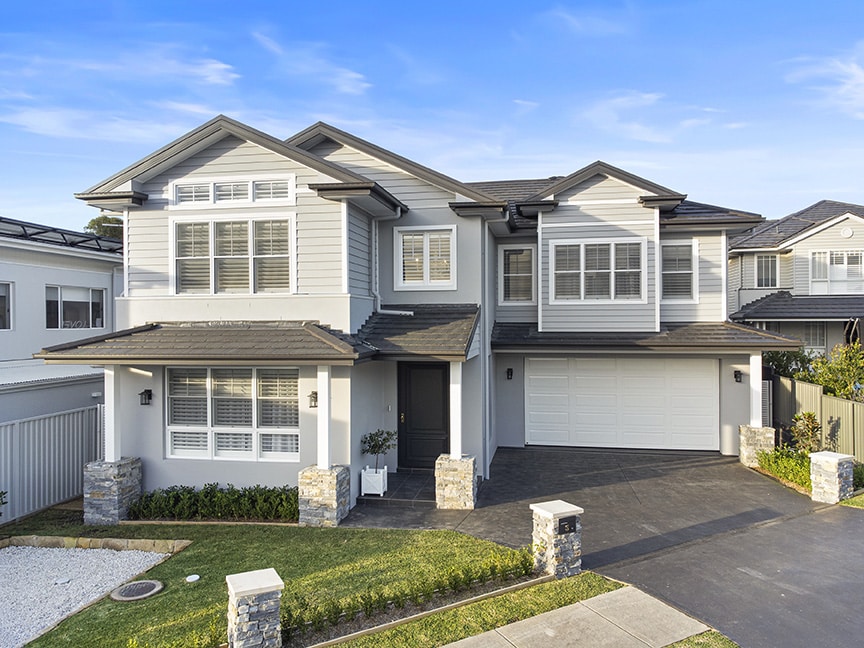 Rosewood Homes Modern Hamptons Home