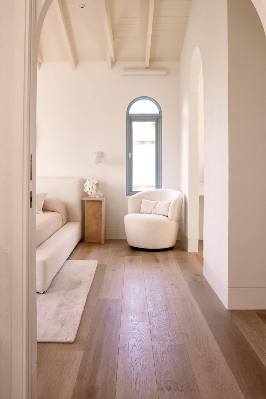 Three Birds Renovations House 15 Modern Mallorca - Intrim Mouldings
