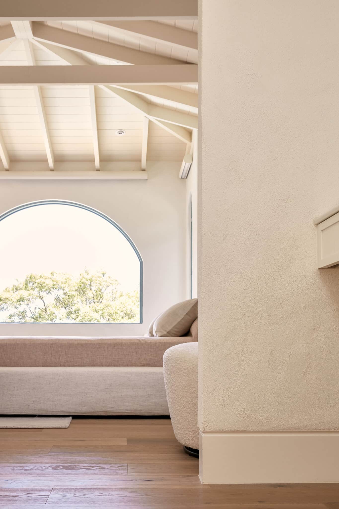 Three Birds Renovations House 15 Modern Mallorca - Intrim Mouldings