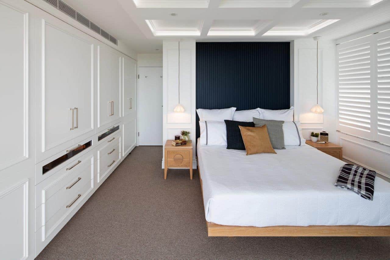 Wainscoting Contemporary Apartment Reno Intrim Mouldings