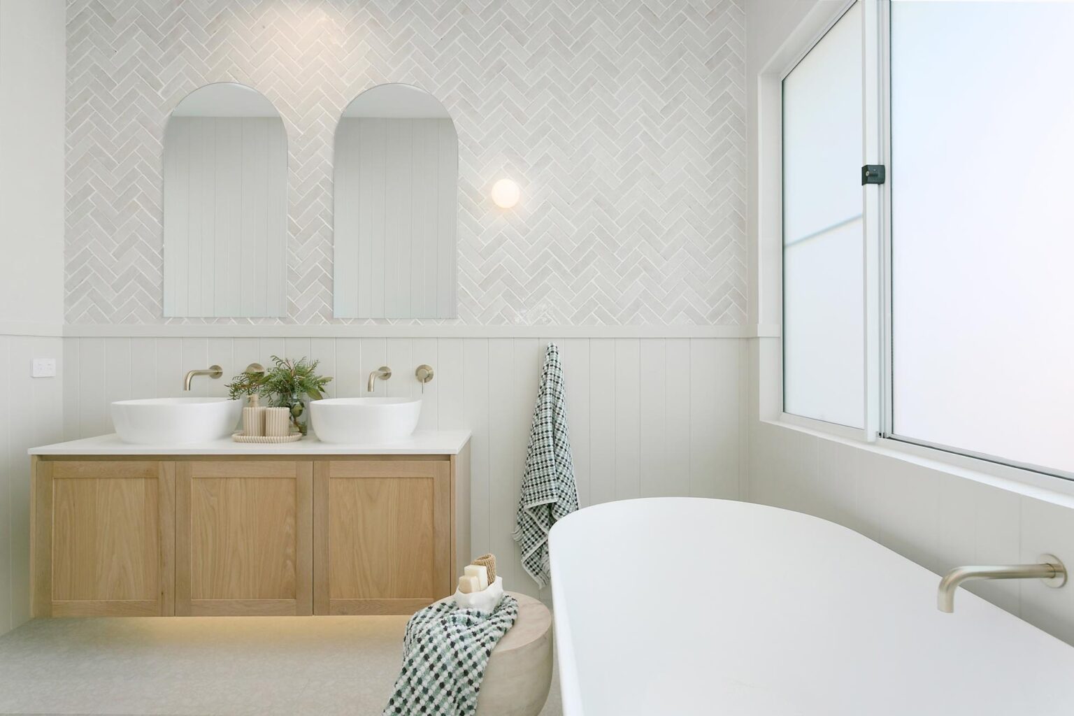 Coastal Paradise Villa - Intrim Mouldings